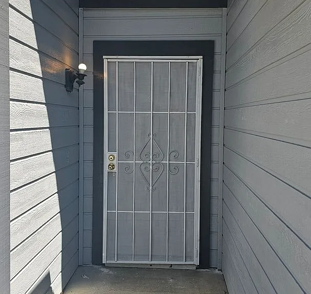385 Portsmouth Ave — Photo 24