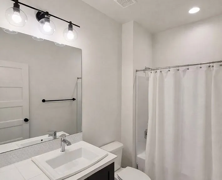 5049 N Brock Ave — Photo 16