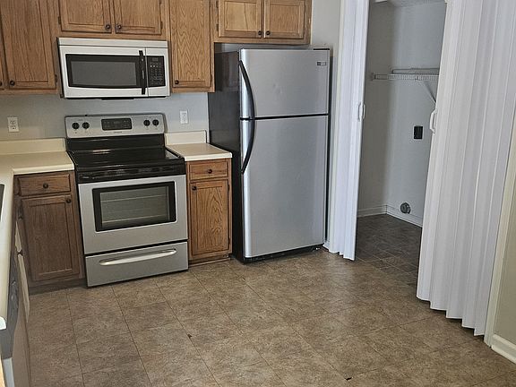 4th image of 1527 20th Ave NE