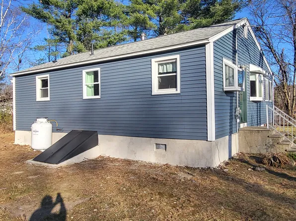 (undisclosed Address), Hampstead, NH 03841
