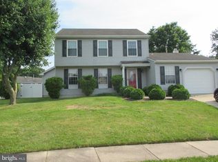 426 Lorne Ct, Williamstown, NJ 08094