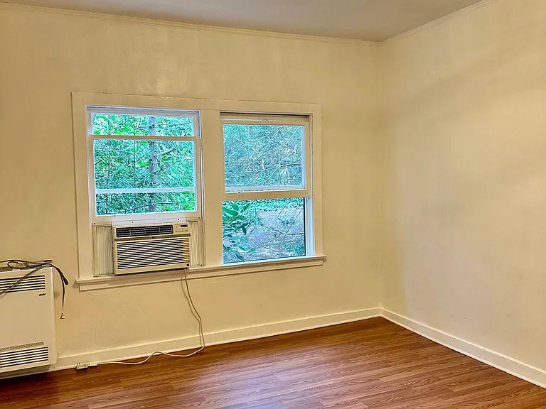1508 Micheltorena St #12 — Photo 7