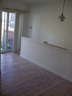 Rented by Eric Goodman Realty Corp | media 70