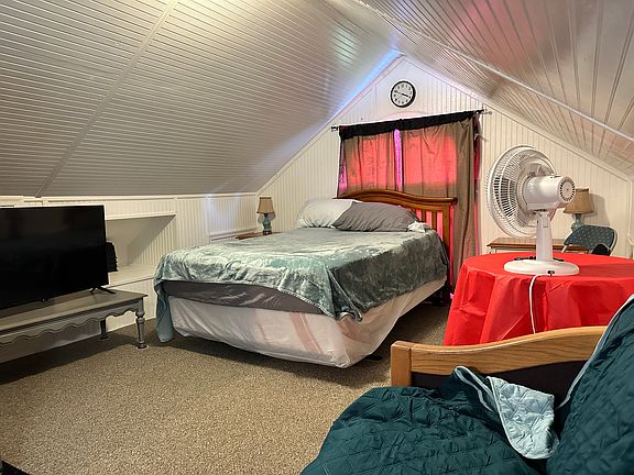 2nd image of 5000 Portsmouth Blvd #8