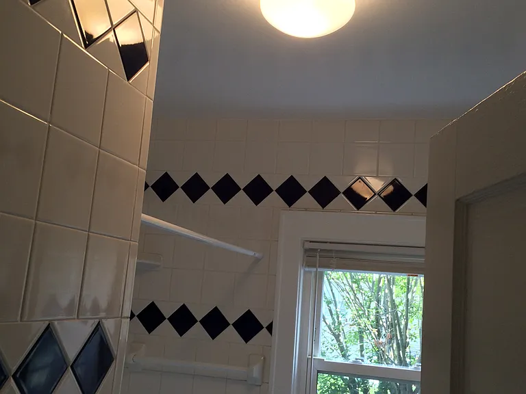 181 Grand Ave #1 — Photo 7