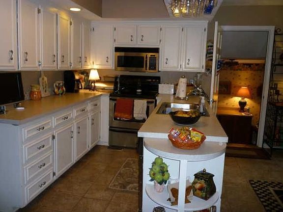 5th image of 7608 Indian Springs Dr