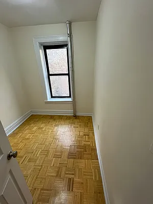 Rented by City & Suburban | media 4