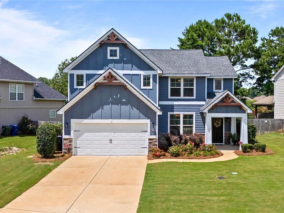 1st image of 2054 Mohican Dr