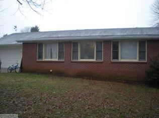 607 Green Tree Dr, Lewisville, NC 27023