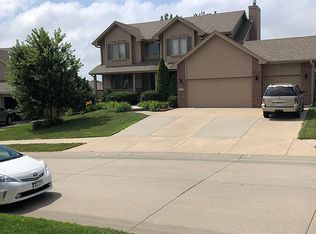 6214 S 160th St, Omaha, NE 68135