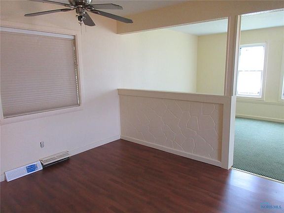5th image of 1501 Carlyle St