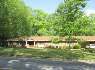 539 Rhodes Dr, Elberton, GA 30635