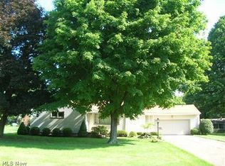 3964 Edenrock Dr, Canfield, OH