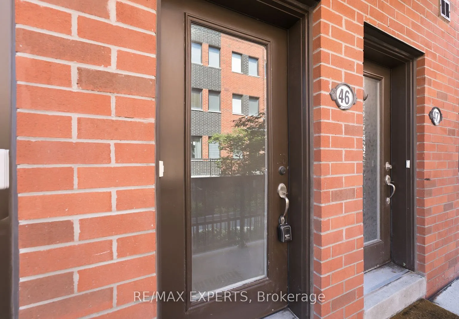 68 Winston Park Blvd — Photo 3