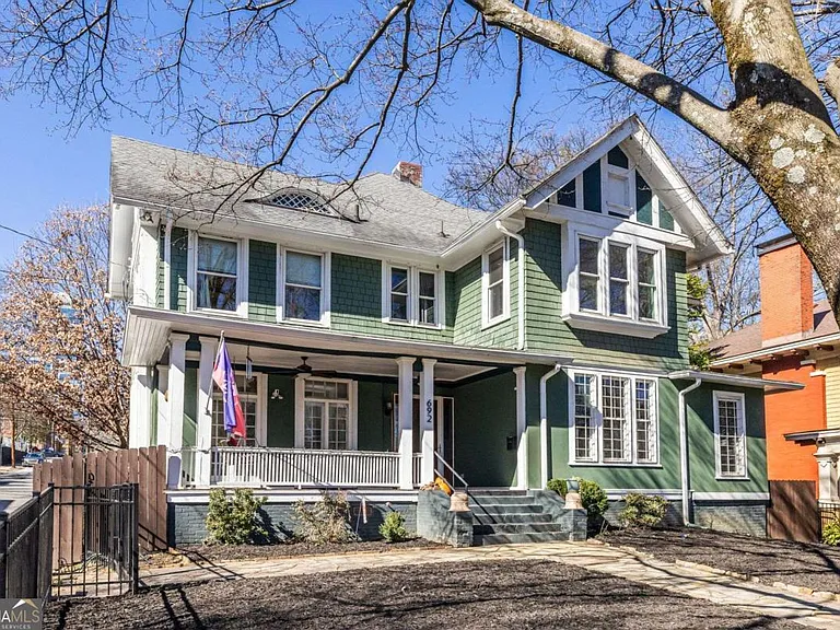 692 Myrtle St NE — Photo 72