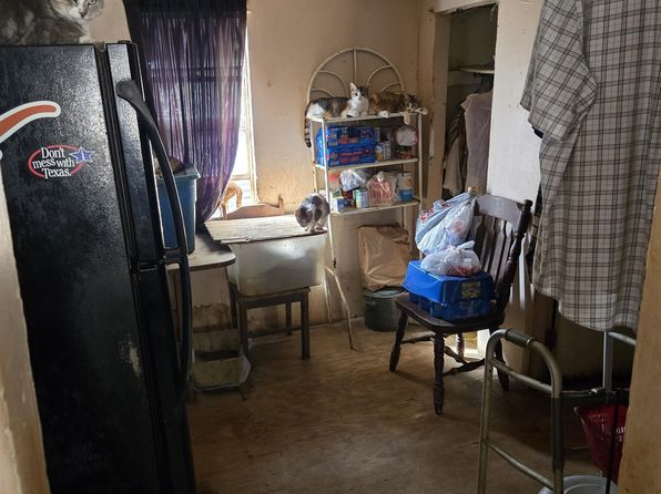 laredo-texas-49609482 picture