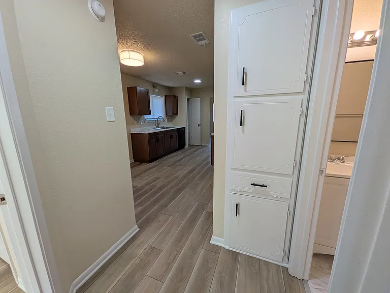 3107 Westrim Dr — Photo 16
