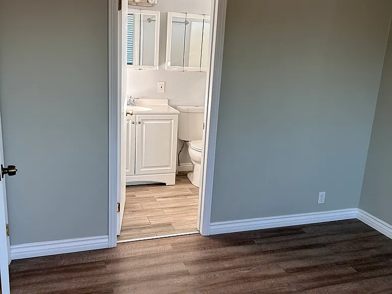 4948 Brighton Ave — Photo 15