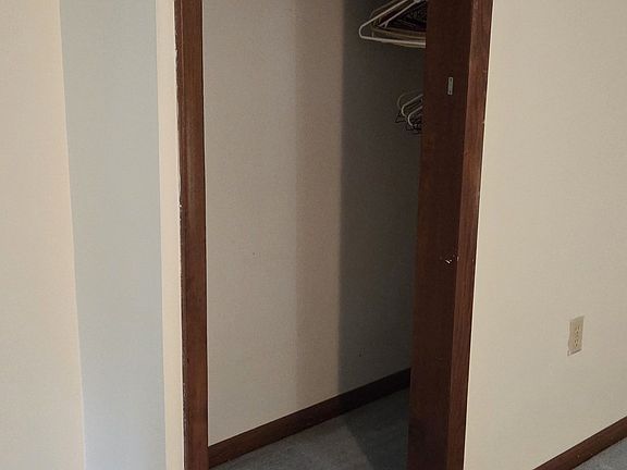 3rd image of 148 Ormand St
