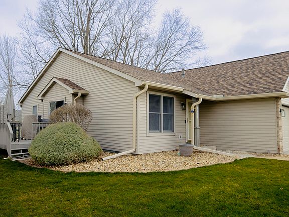 4th image of 3612 Creekside Dr