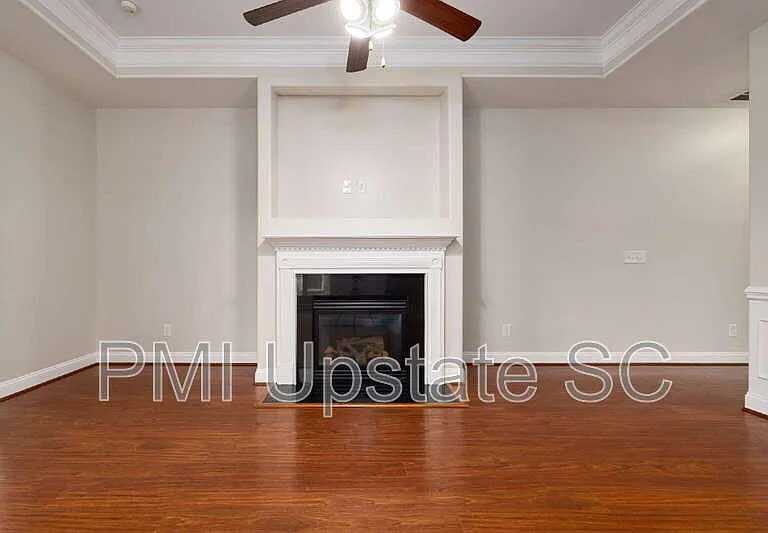 243 Scottish Ave — Photo 7