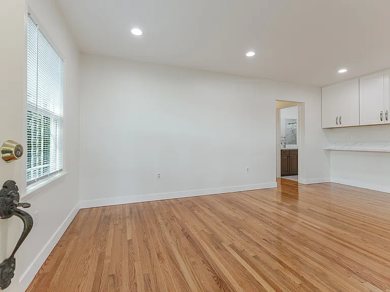 801 Elm Ave #A — Photo 17