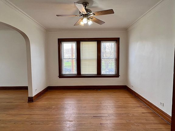 2nd image of 2316 N Leclaire Ave #1N