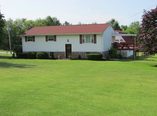 291 Cherrytree Rd, Franklin, PA 16323