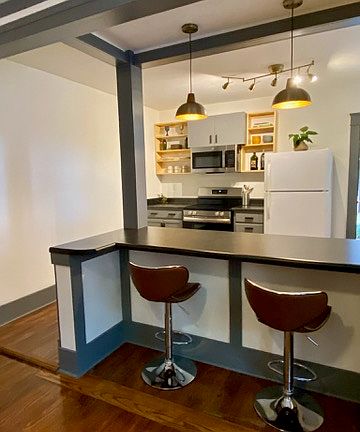 Barstools included