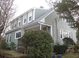 36 Earle St, Brockton, MA 02301