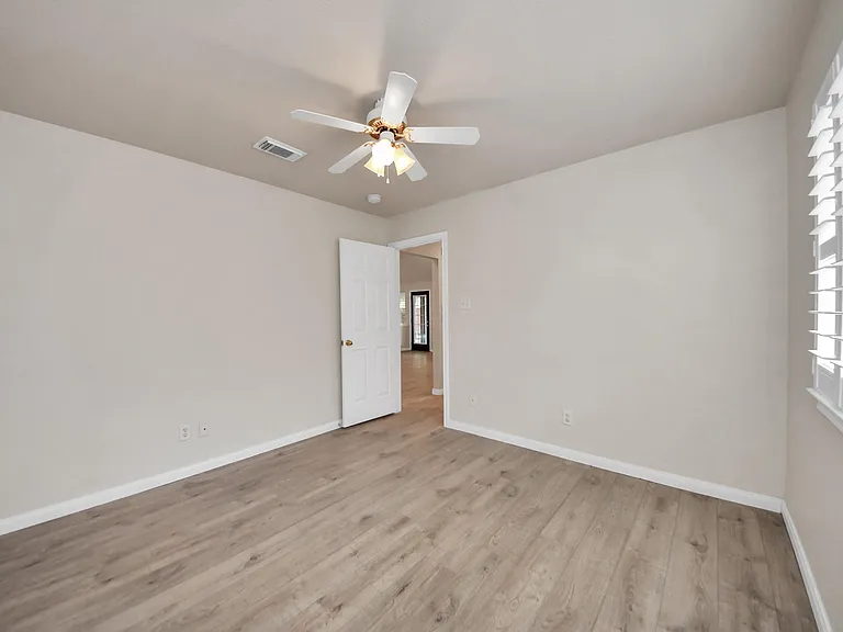 5012 N Nelson Ave — Photo 27