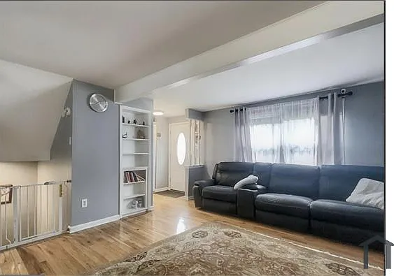 12355 Bonfire Dr — Photo 6