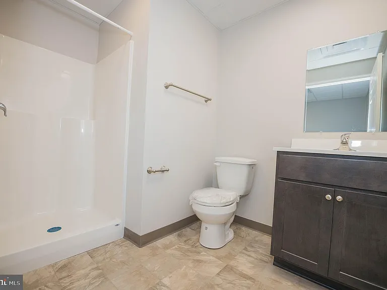 123 Bateman St #4-403D — Photo 44