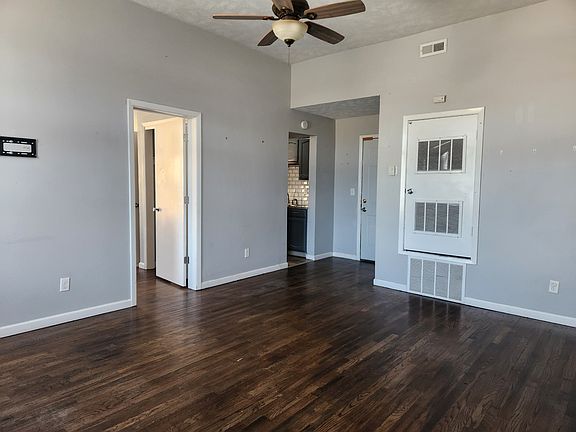 2nd image of 2711 Leavenworth St APT 3