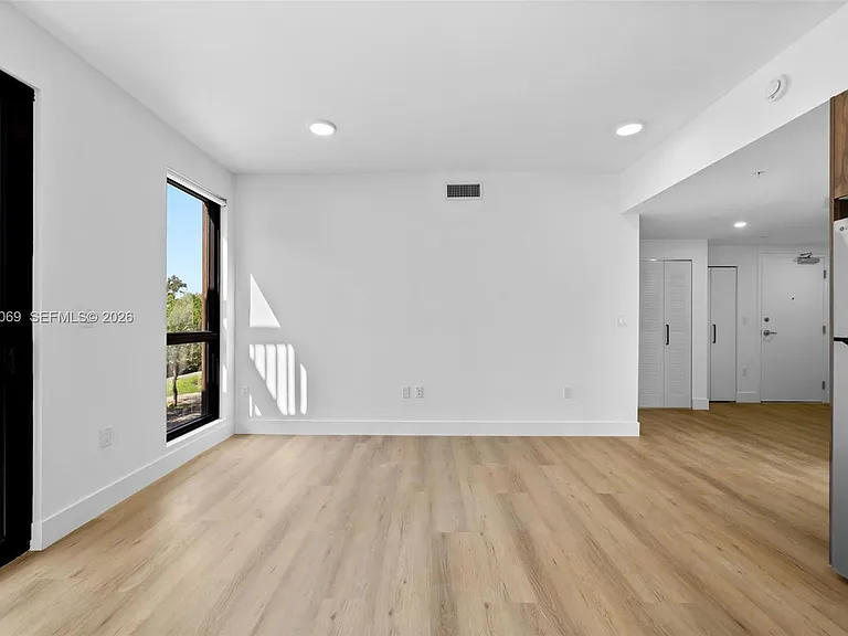 2479 NE 192nd St #205 — Photo 19