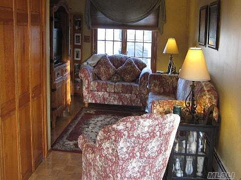 2nd image of 71 Cotton Ln