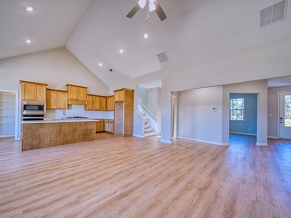7th image of this home