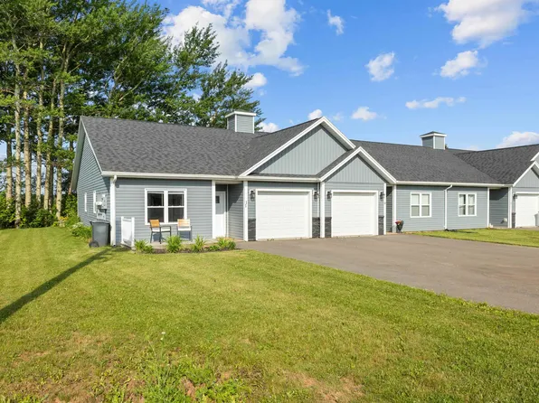 11 Mill Pond Ln, Cornwall, PE C0A 1H4