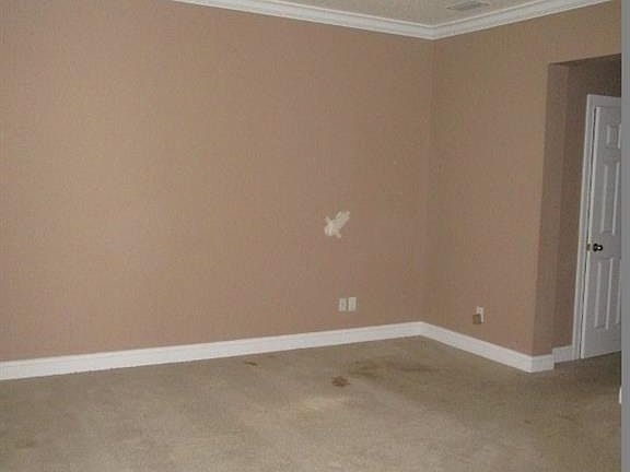 5th image of 115 Butler Lake Dr