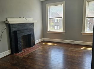 607 Bates St, Saint Louis, MO 63111