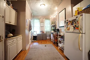 Rented by Rennit Inc.