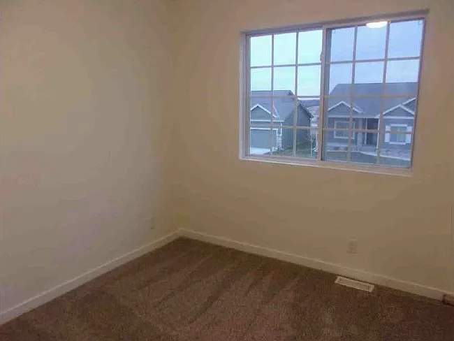 7121 N 167th Ave — Photo 11