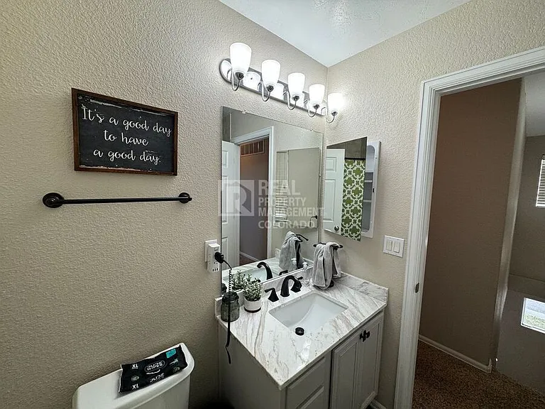 1615 S Chester Ct — Photo 17