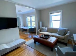 1045 W 11th Ave N, Vancouver, BC V6H 1K2