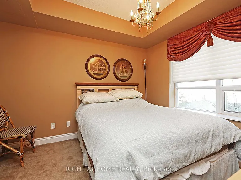 38 William Carson Cres #615 — Photo 11