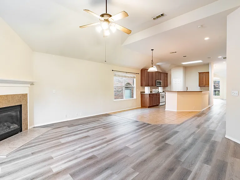 2505 Monroe Dr — Photo 19