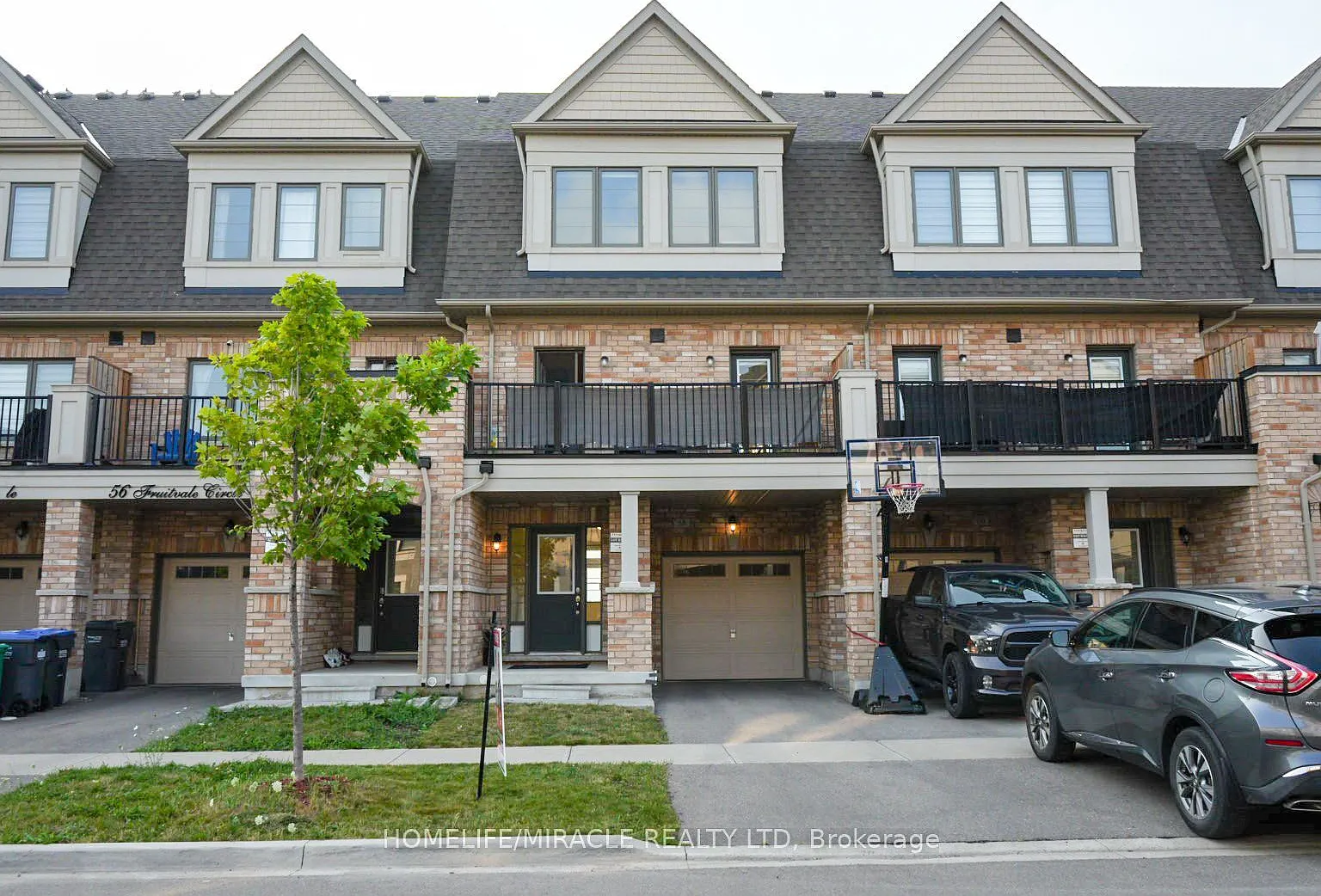 4 bed, $3,099 — Photo 2