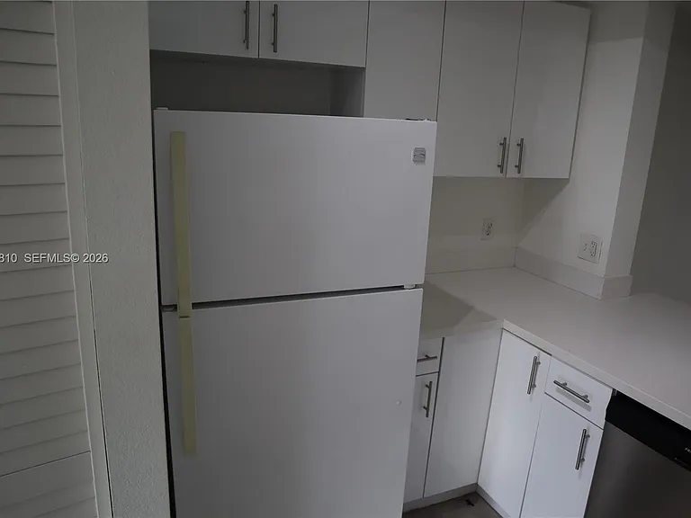 721 SW 148th Ave #305 — Photo 4