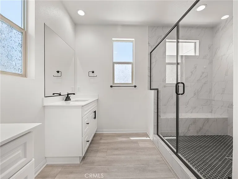 27448 Pioneer Ct — Photo 35