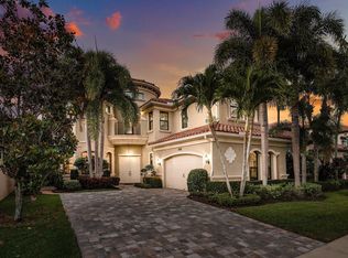 8748 Lewis River Road, Delray Beach, FL 33446